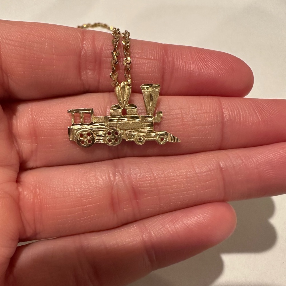 Boilermaker necklace
